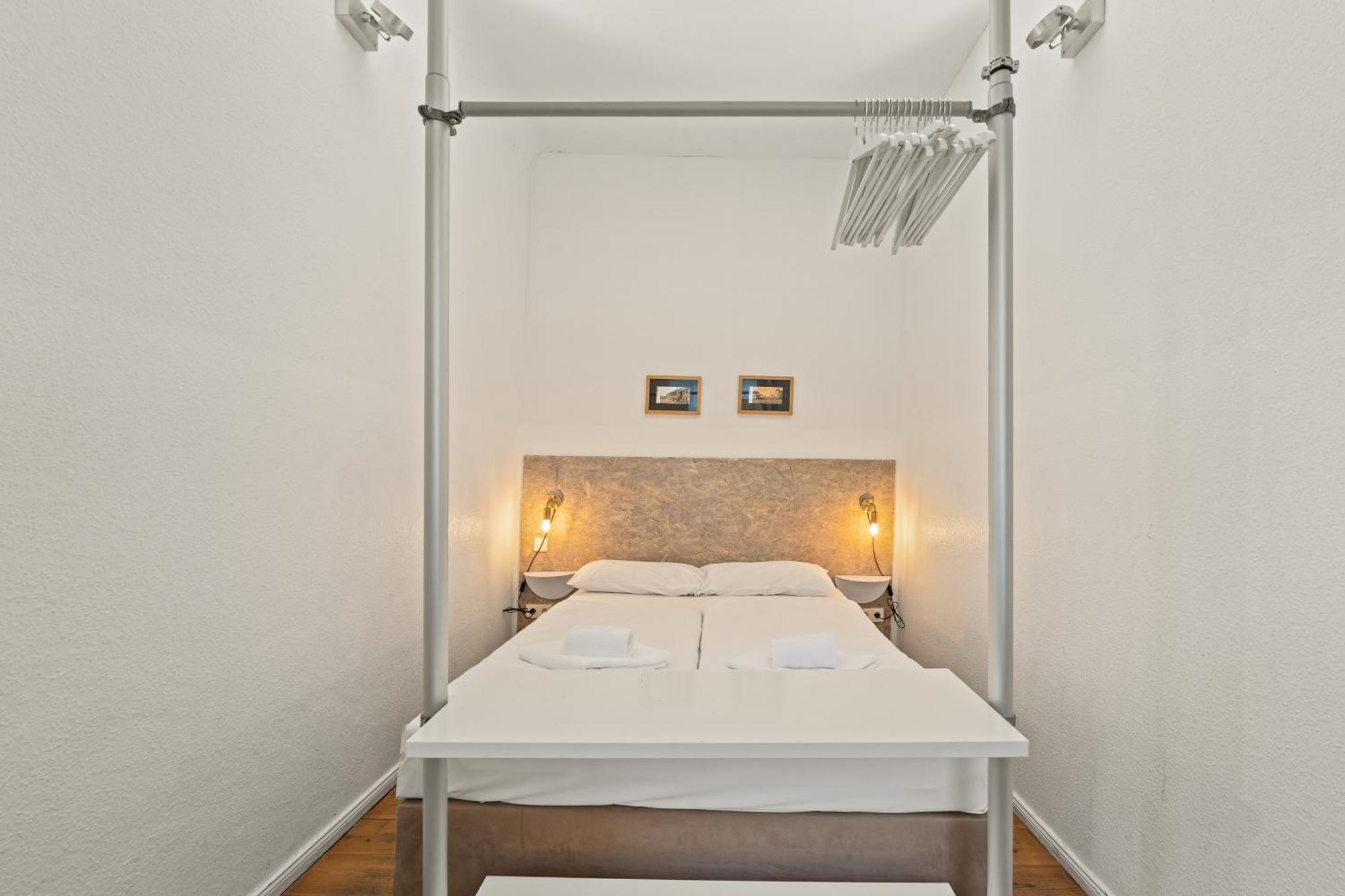 Elpilar Friedrichshain Apartment *